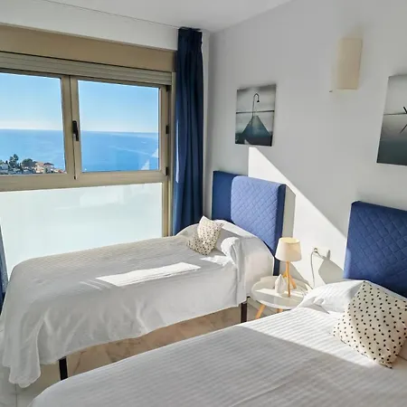 Slyline Planta 34 Increilbles Vistas Al Mar Апартаменты Бенидорм