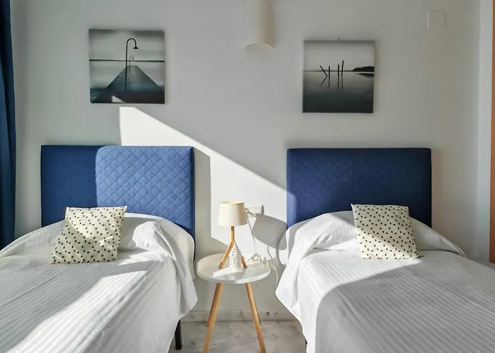 Slyline Planta 34 Increilbles Vistas Al Mar Appartement *